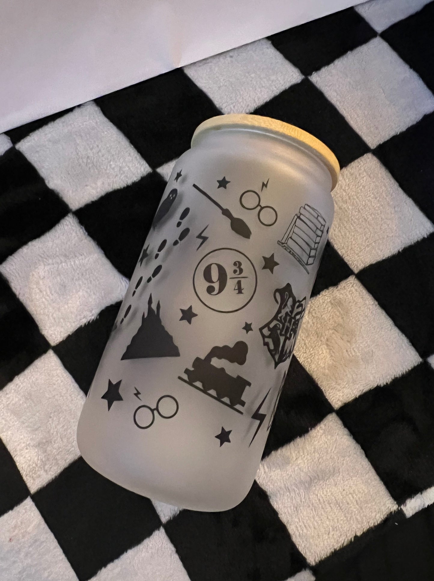 Wizard 16oz Glass cup